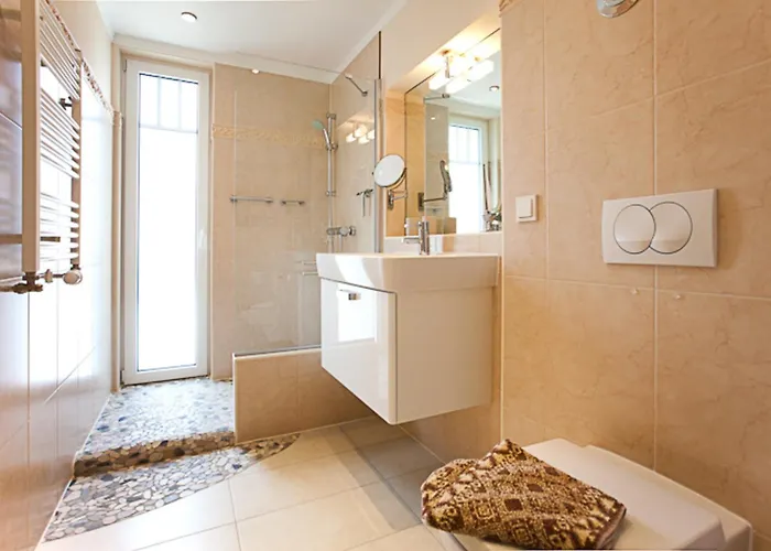 Lena 7 Apartamento *